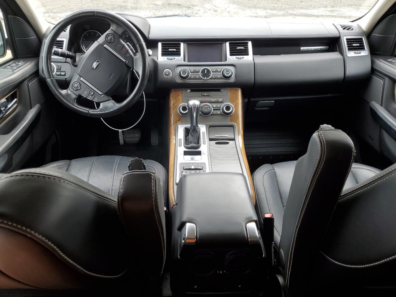2012 Land Rover Range Rover - Image 8