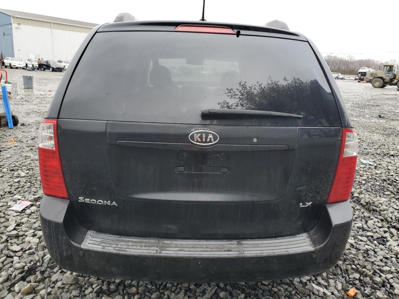 2009 Kia Sedona - Image 6