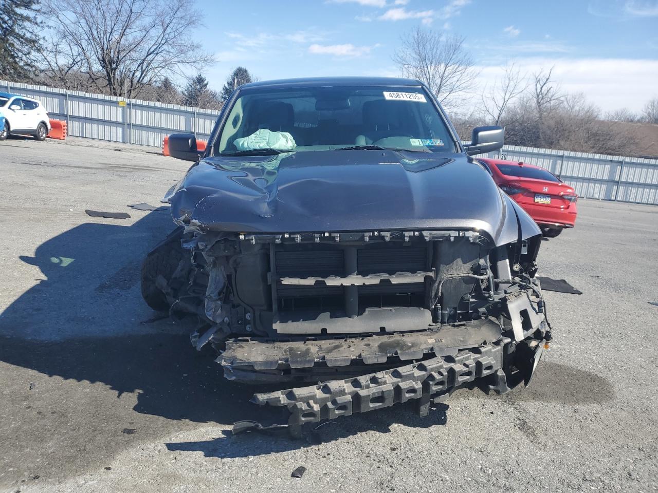 2016 RAM 1500 - Image 5