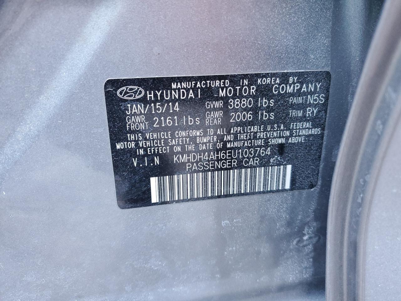 2014 Hyundai Elantra - Image 12