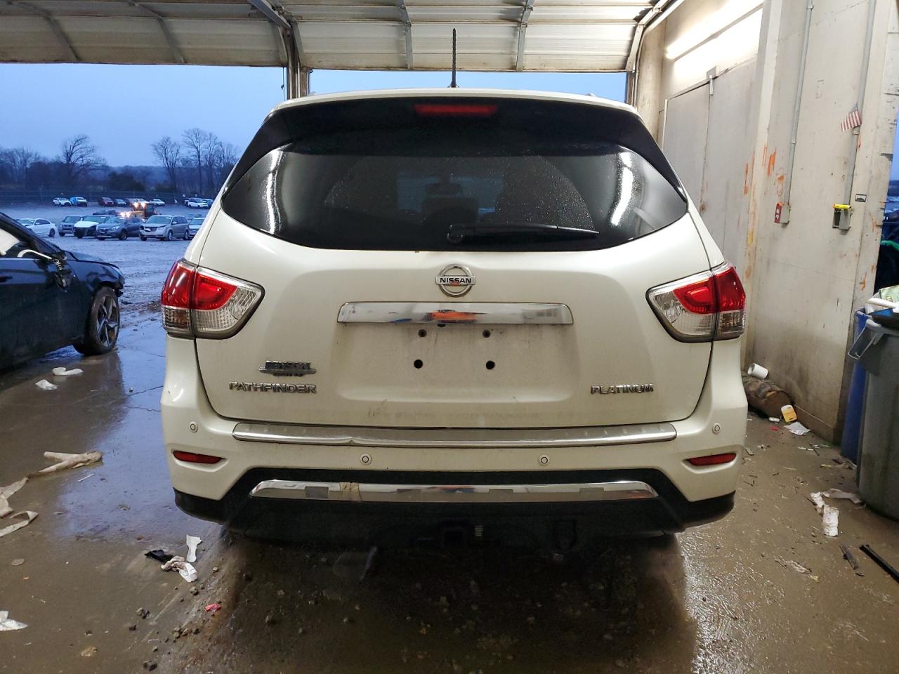 2015 Nissan Pathfinder - Image 6