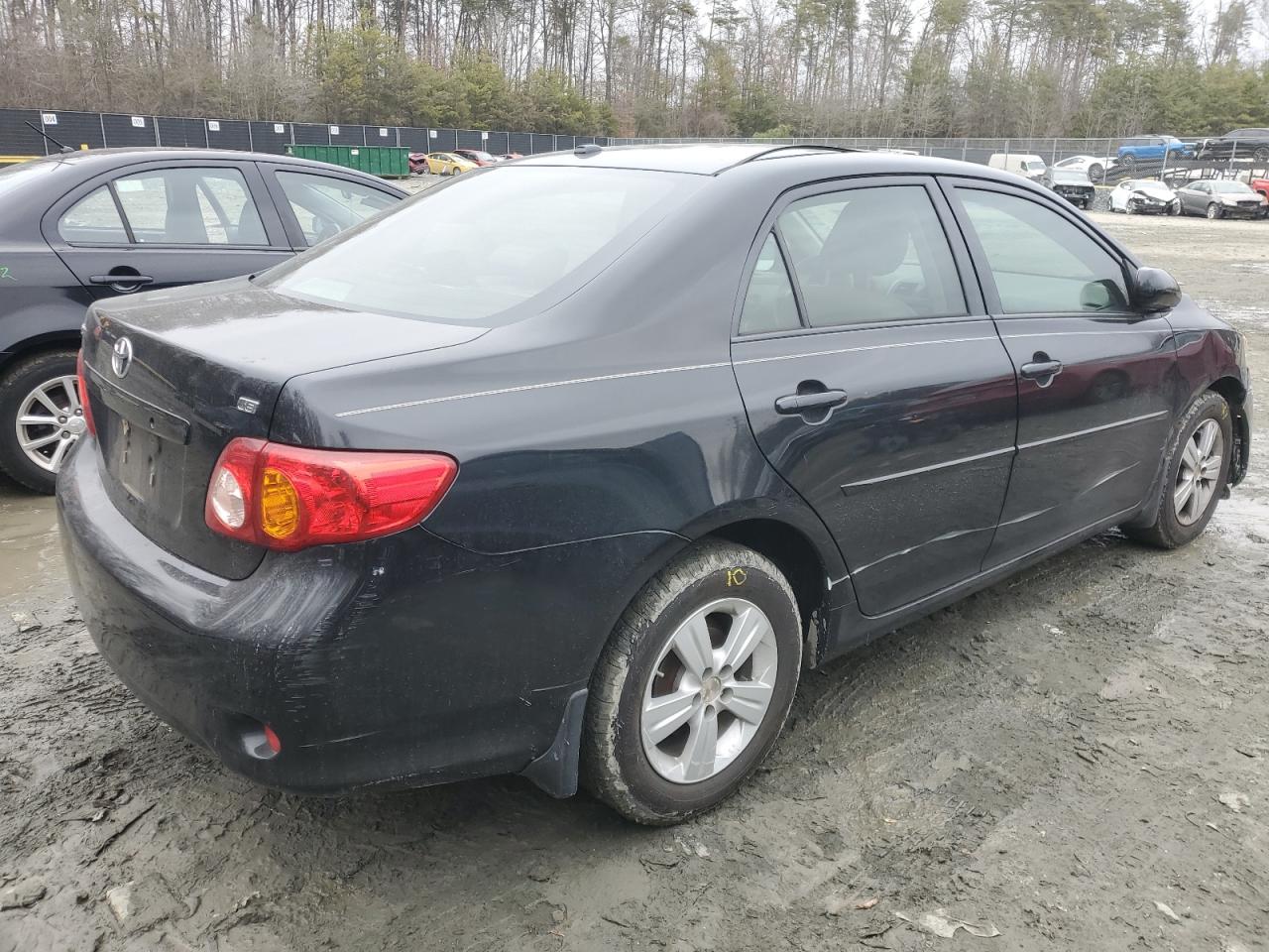 2010 Toyota Corolla - Image 3