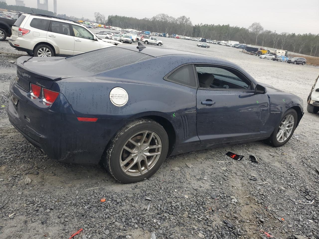 2011 Chevrolet Camaro - Image 3