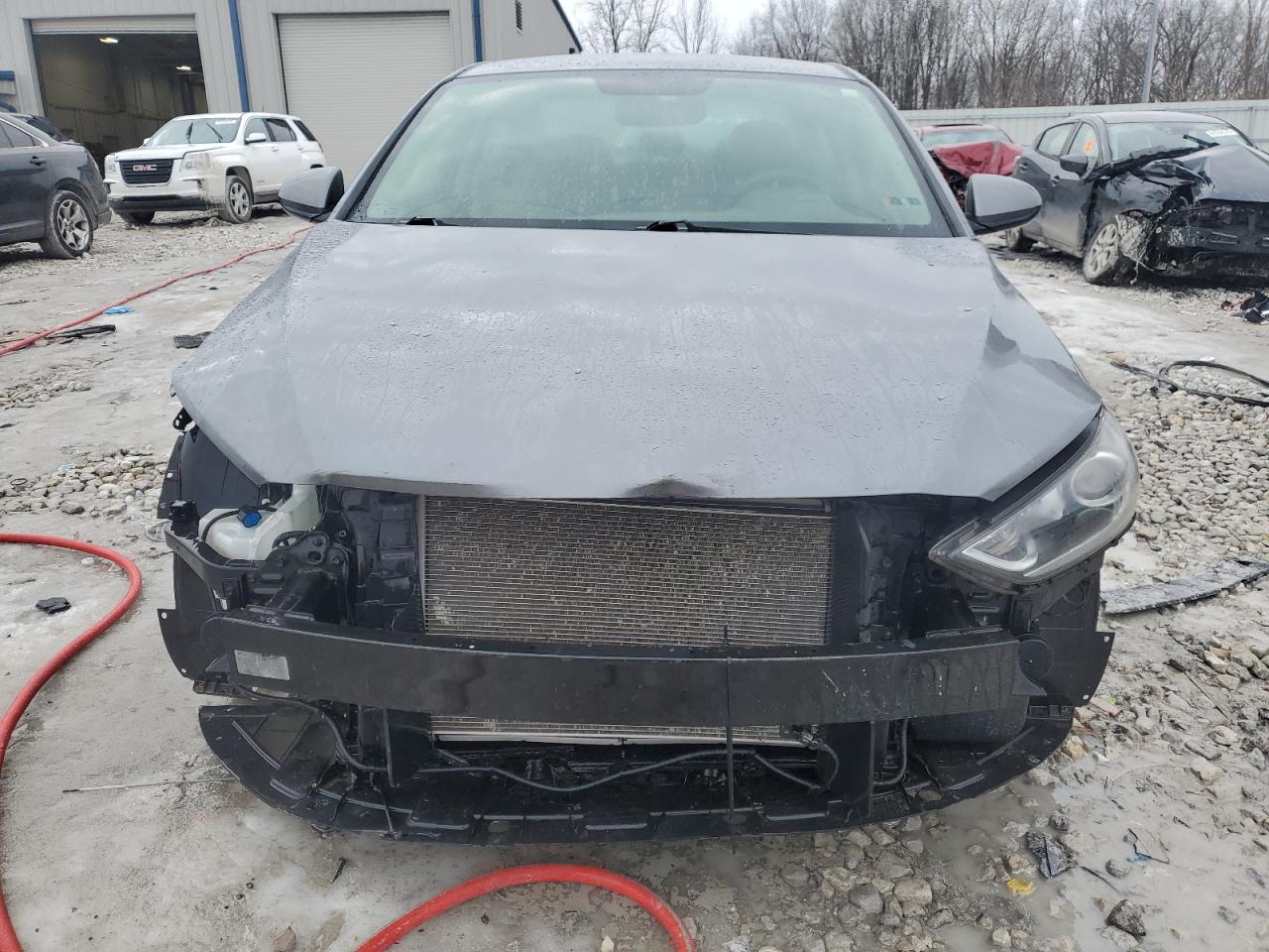 2018 Hyundai Elantra - Image 5