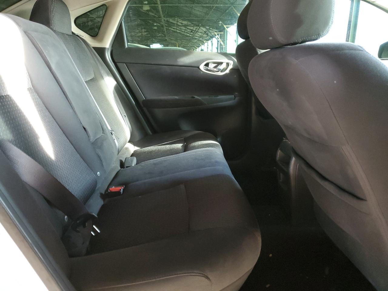 2013 Nissan Sentra - Image 10