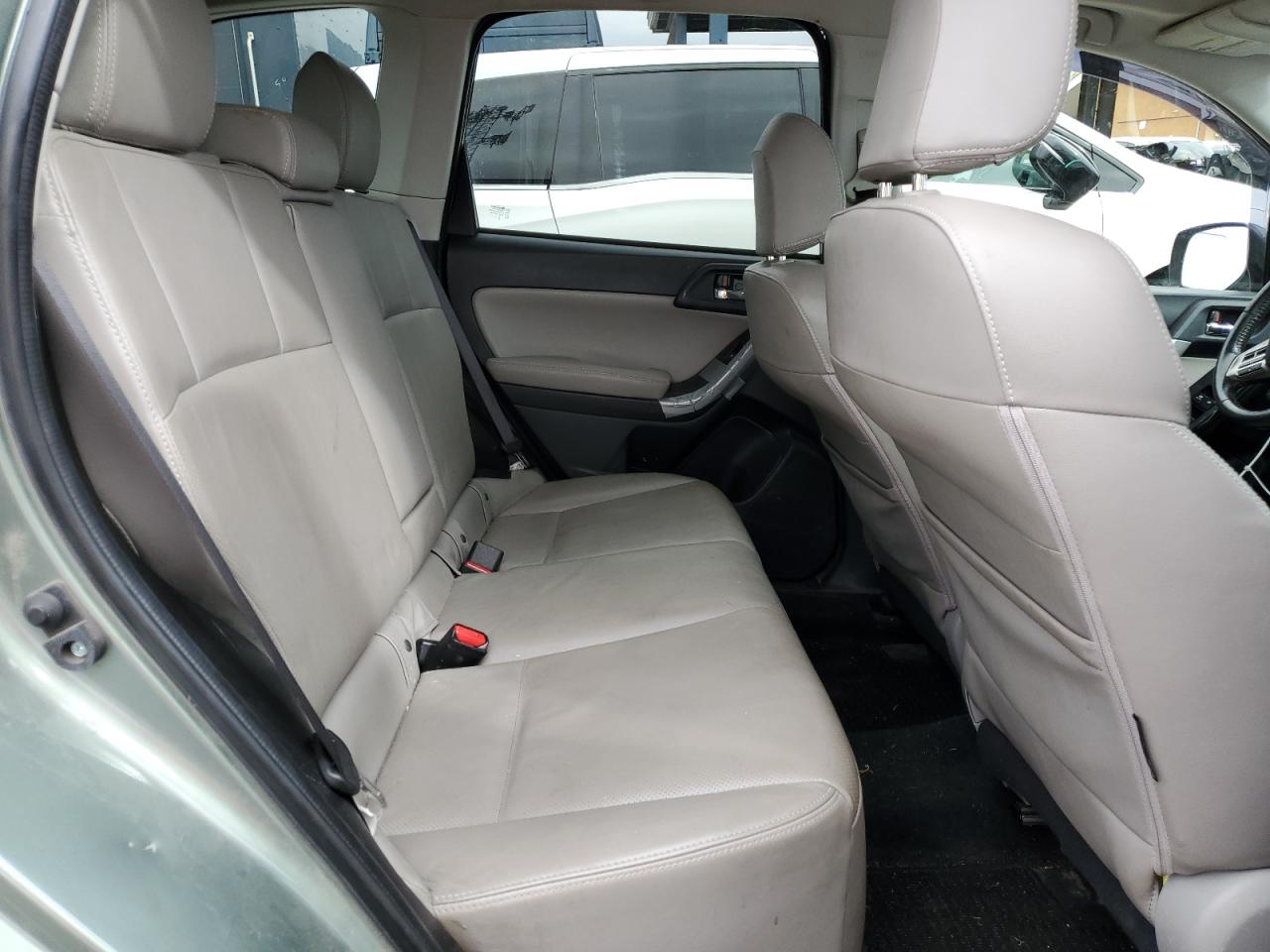 2014 Subaru Forester - Image 10