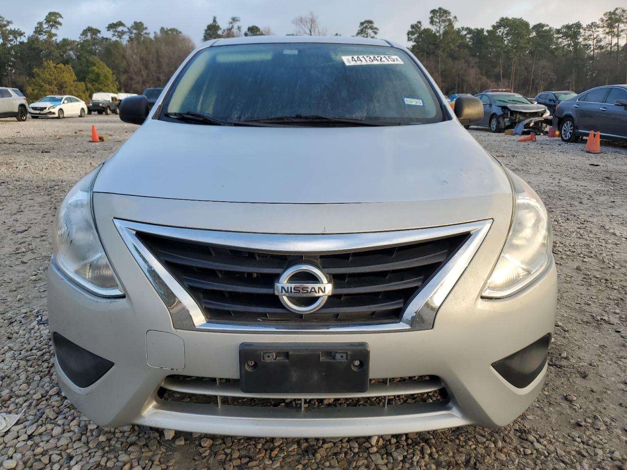 2015 Nissan Versa - Image 5