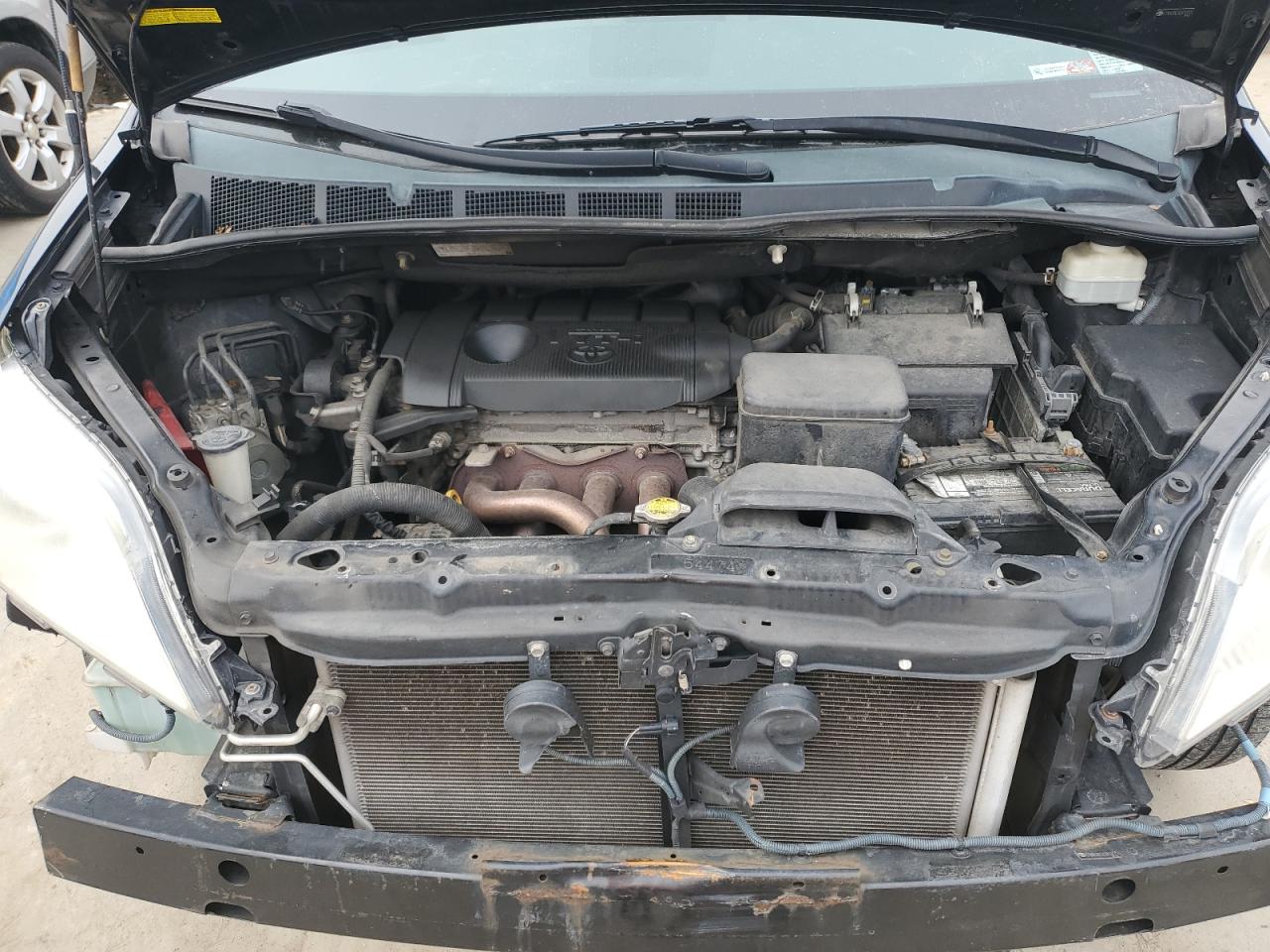 2012 Toyota Sienna - Image 12
