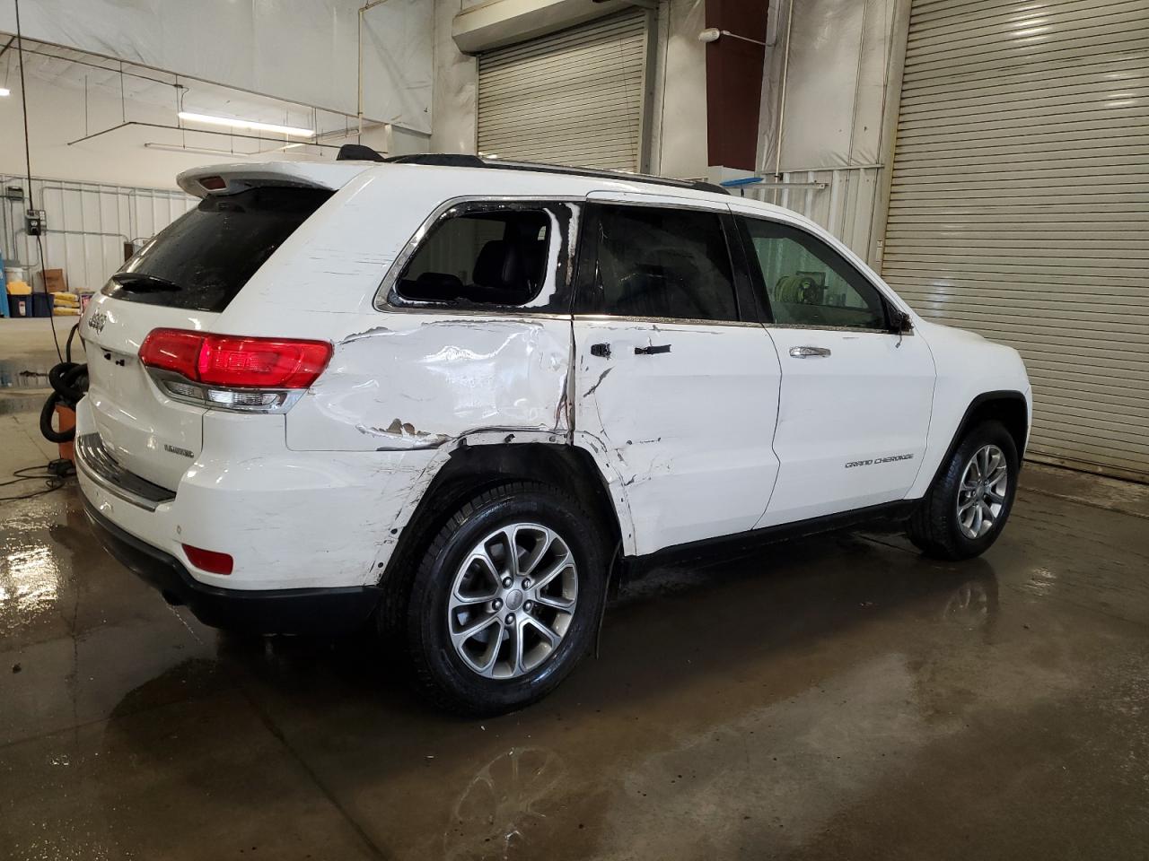 2015 Jeep Grand Cherokee - Image 3
