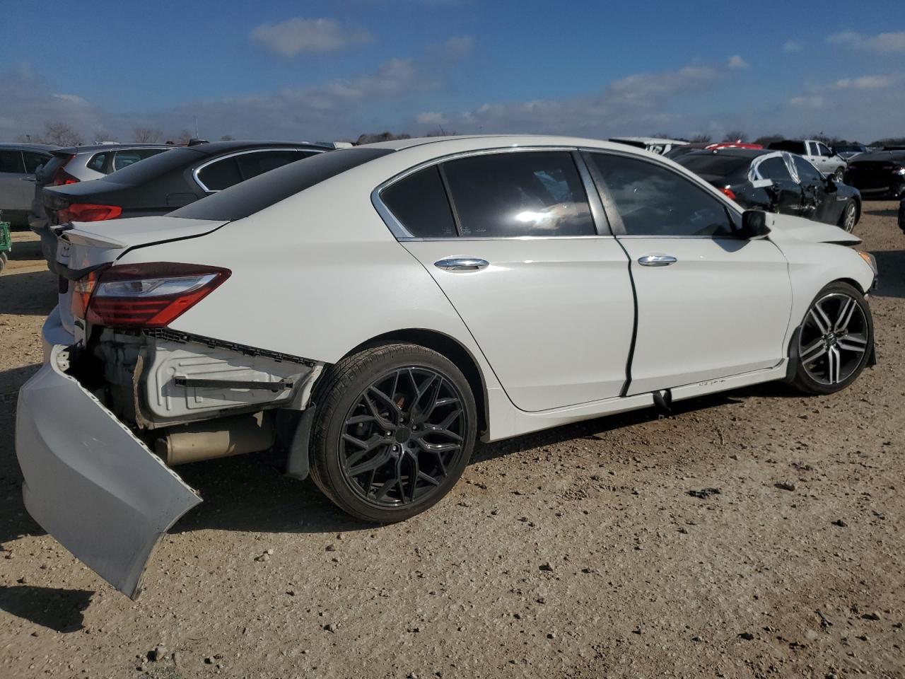 2016 Honda Accord - Image 3
