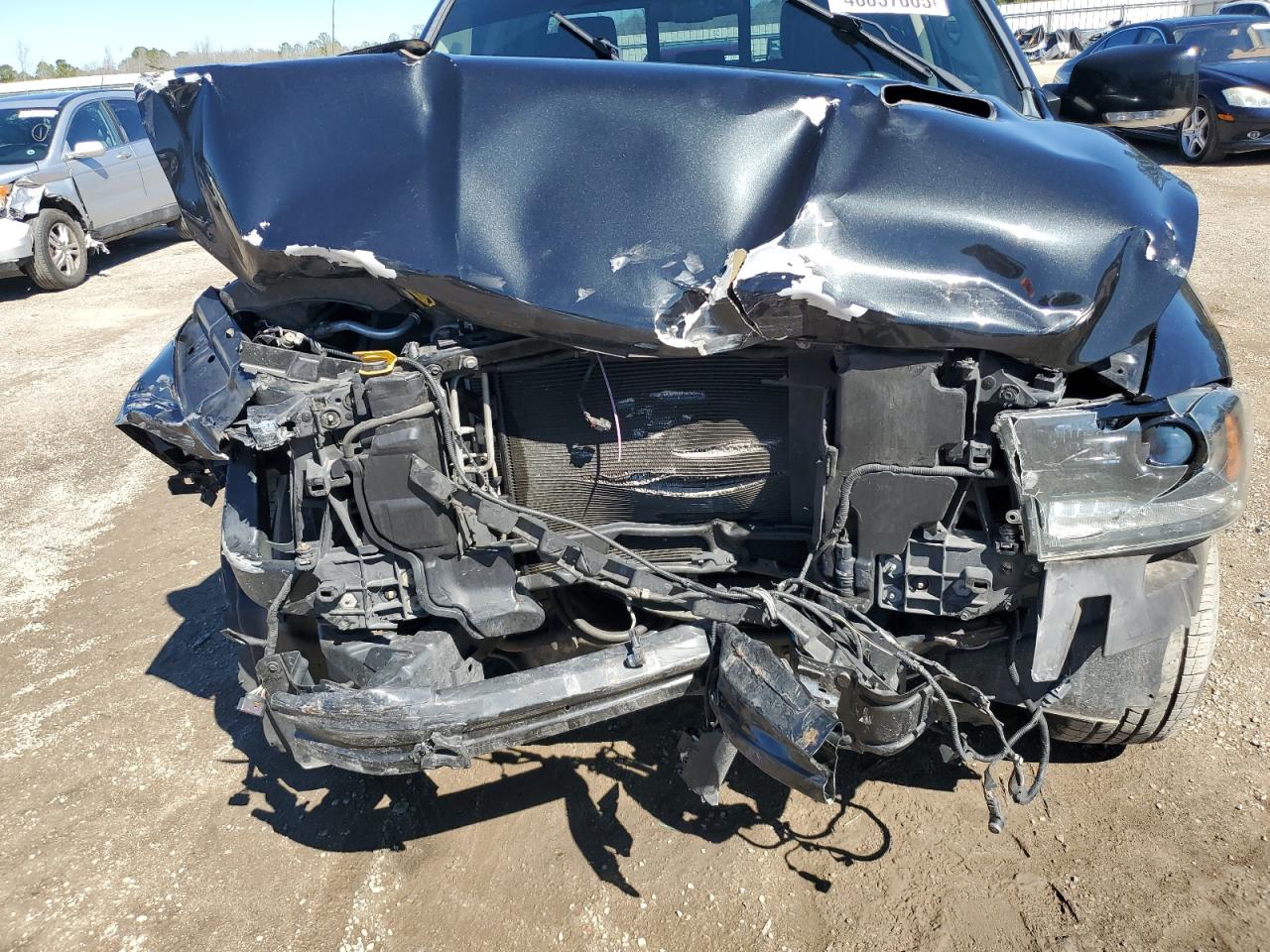2015 RAM 1500 - Image 12