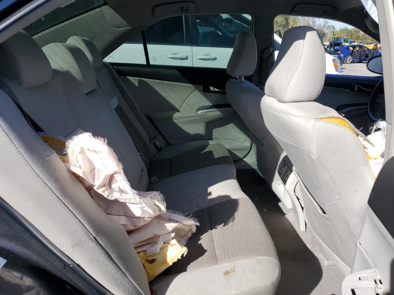 2012 Toyota Camry - Image 11