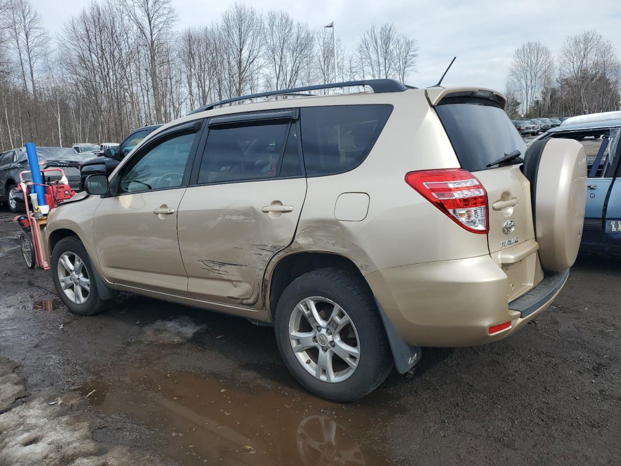 2011 Toyota RAV 4 - Image 2