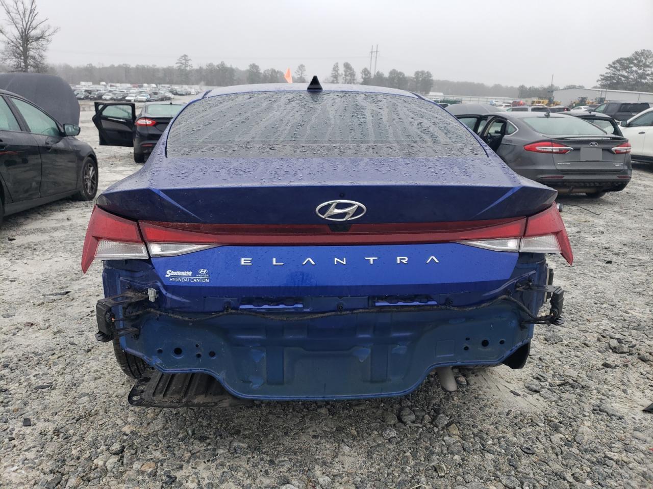 2023 Hyundai Elantra - Image 6