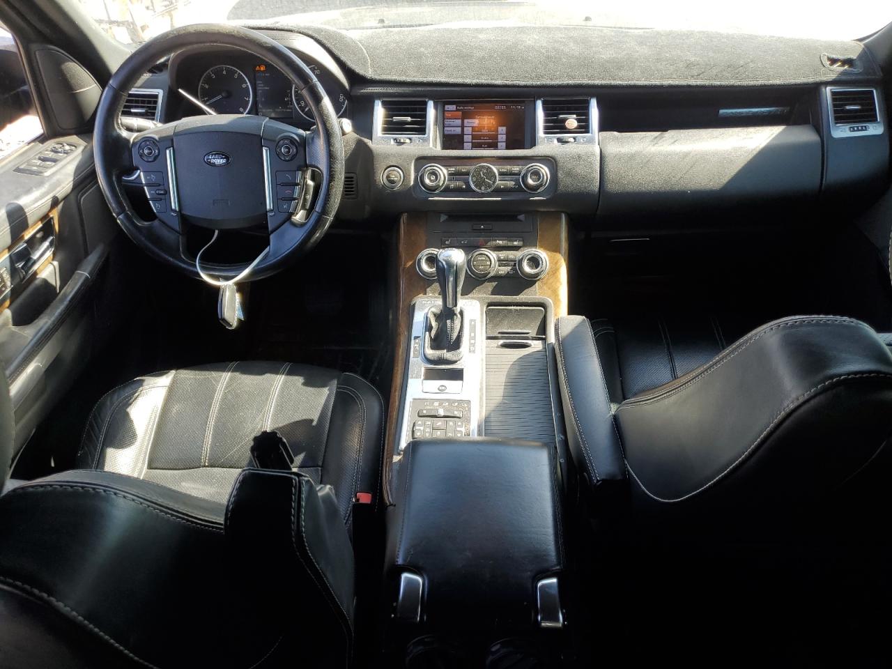 2013 Land Rover Range Rover - Image 8