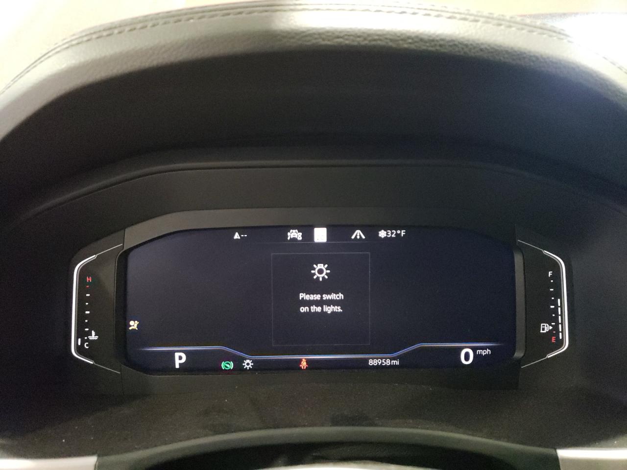 2021 Volkswagen Atlas - Image 9