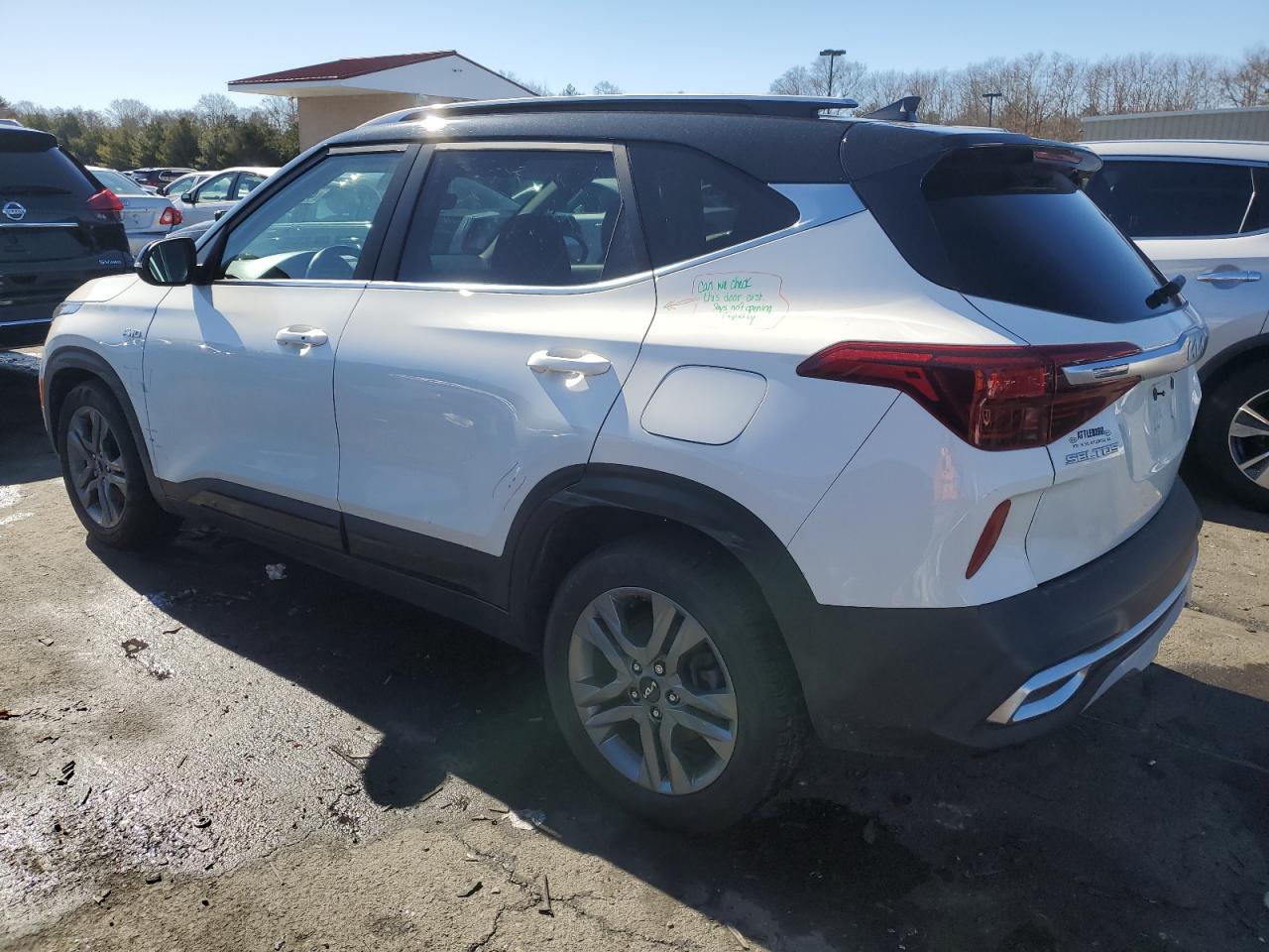 2023 Kia Seltos - Image 2