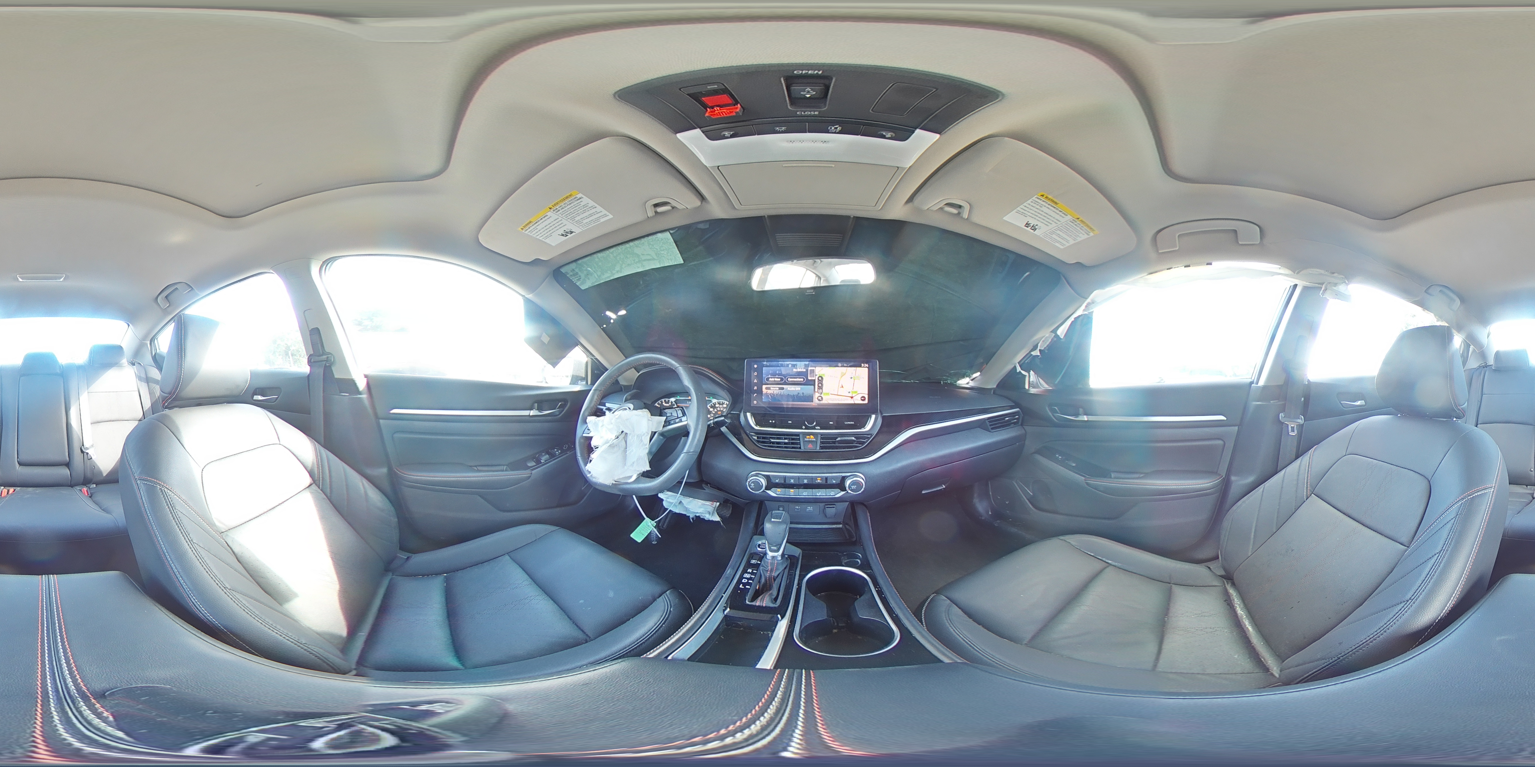 2024 Nissan Altima - Image 14