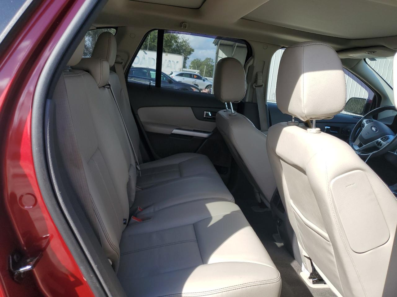 2014 Ford Edge - Image 11