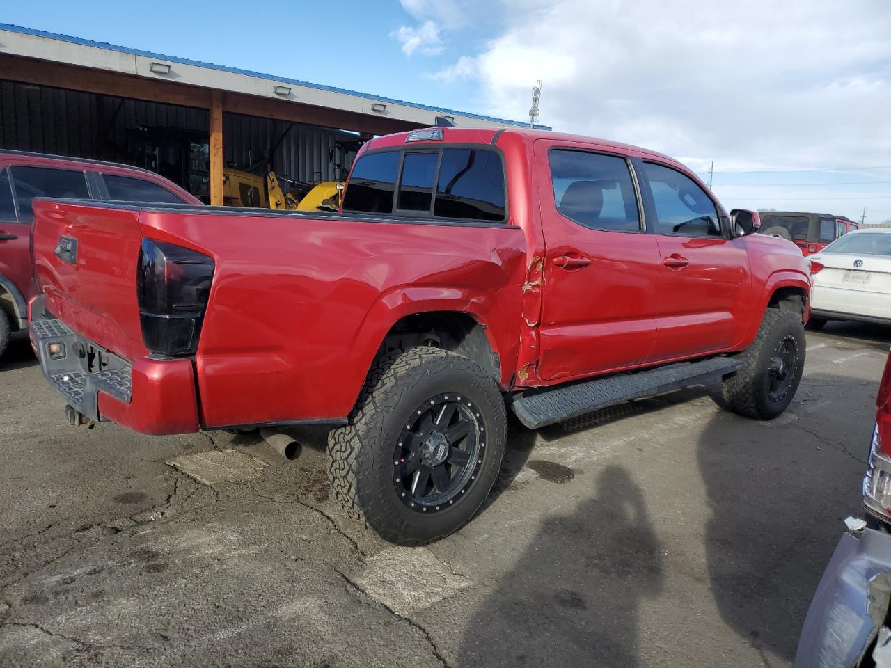 2017 Toyota Tacoma - Image 3
