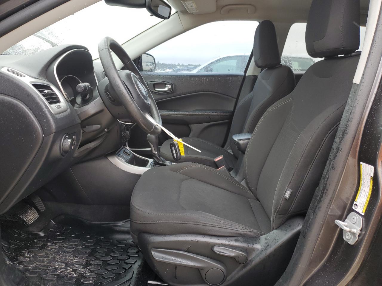 2020 Jeep Compass - Image 7