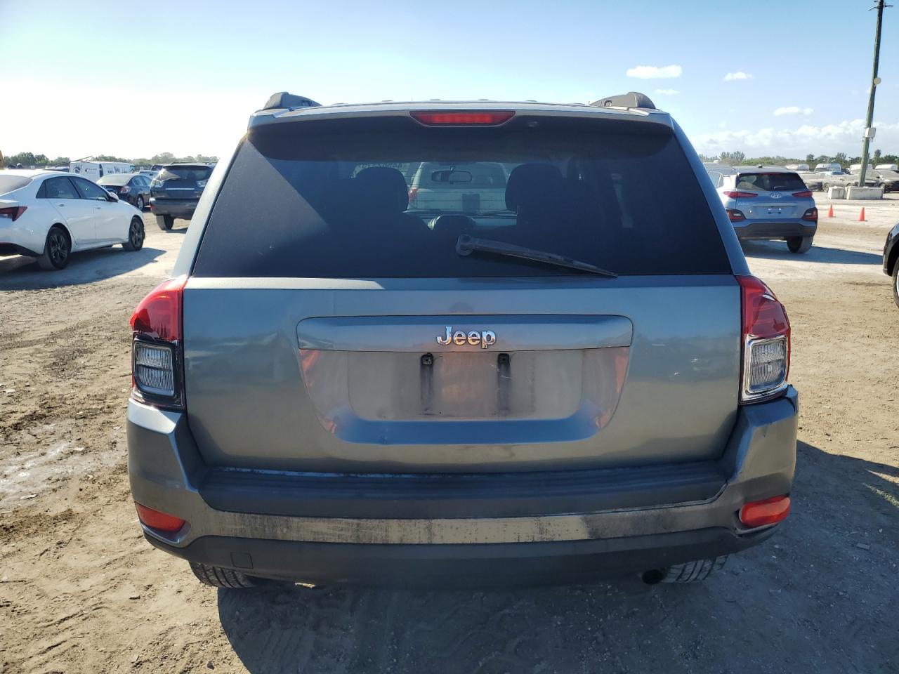 2011 Jeep Compass - Image 6