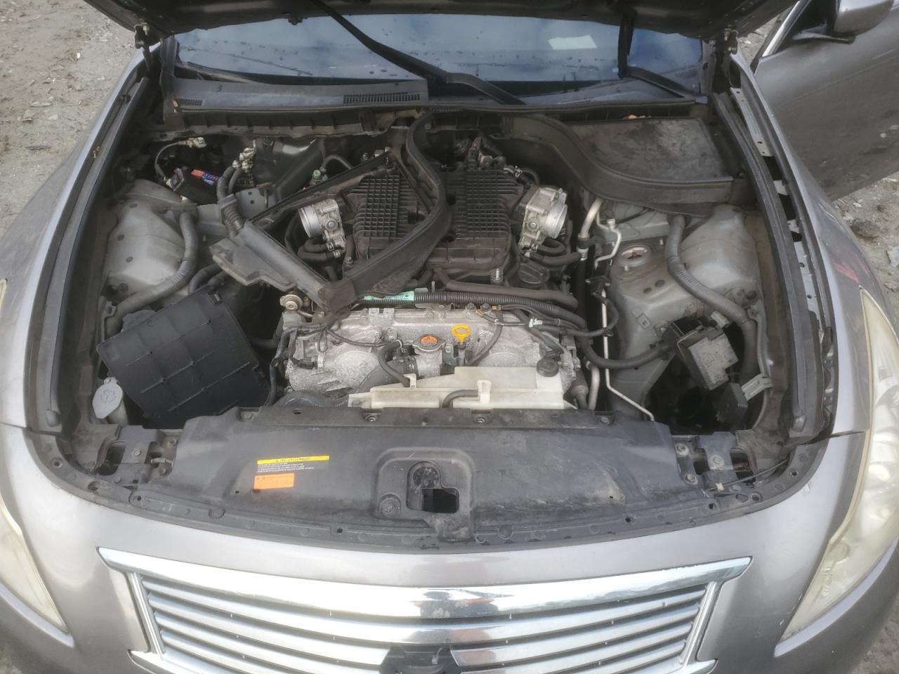 2013 Infiniti G - Image 11