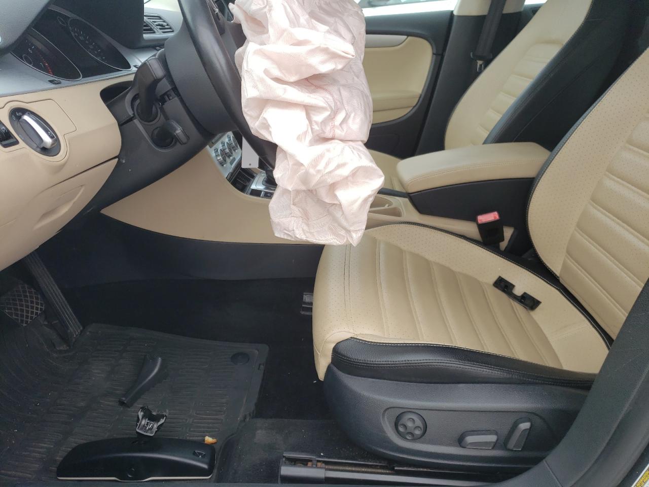2013 Volkswagen Passat CC - Image 7