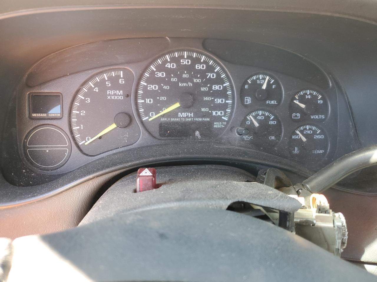 2000 Chevrolet Silverado - Image 9
