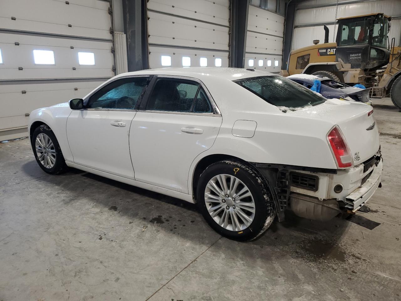 2014 Chrysler 300 - Image 2