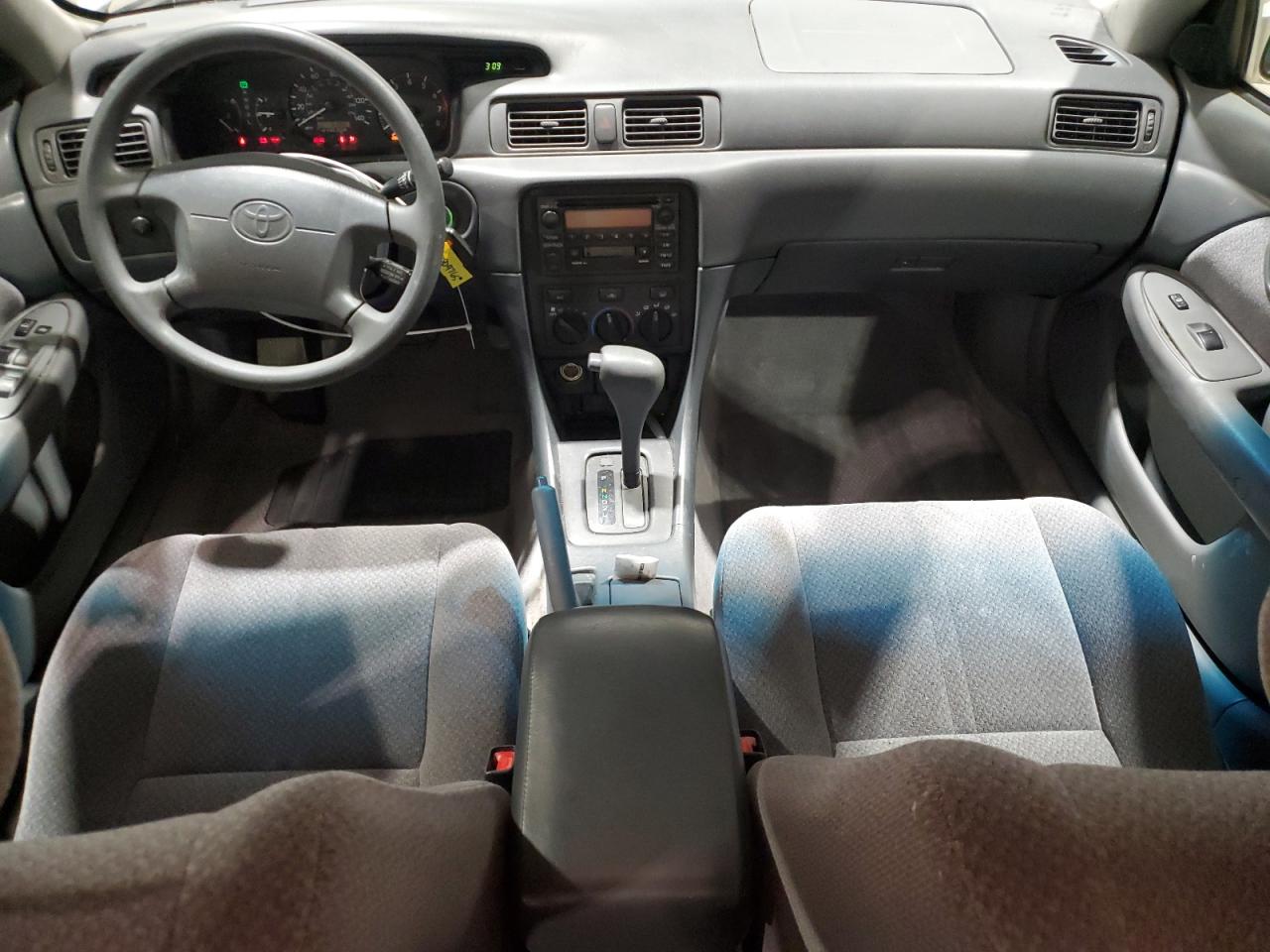 2000 Toyota Camry - Image 8