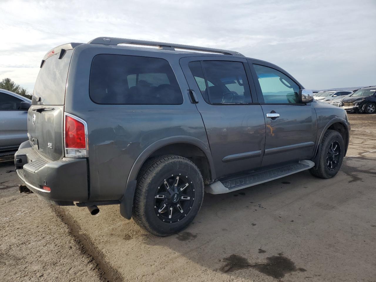 2010 Nissan Armada - Image 3