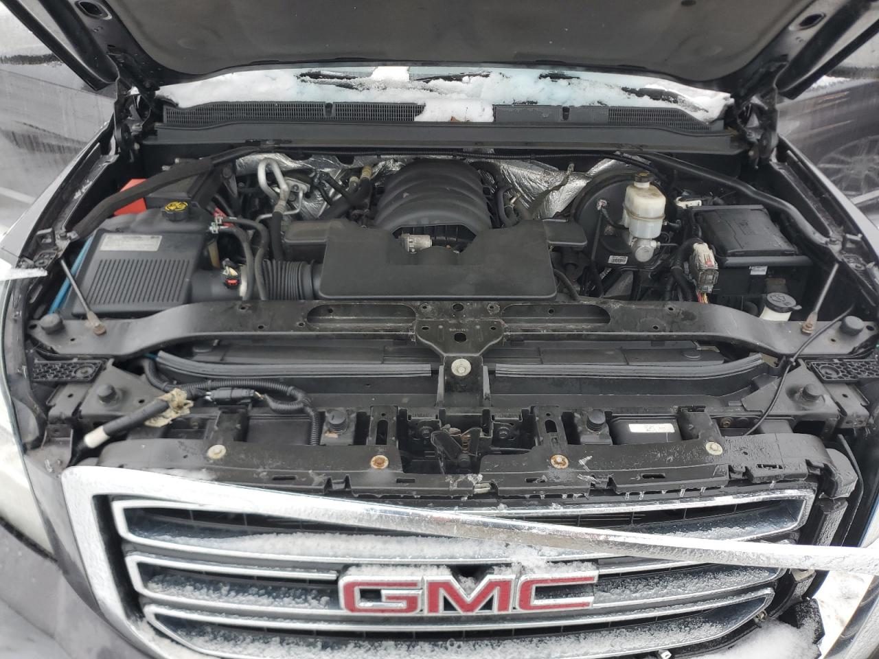 2016 GMC Yukon - Image 12