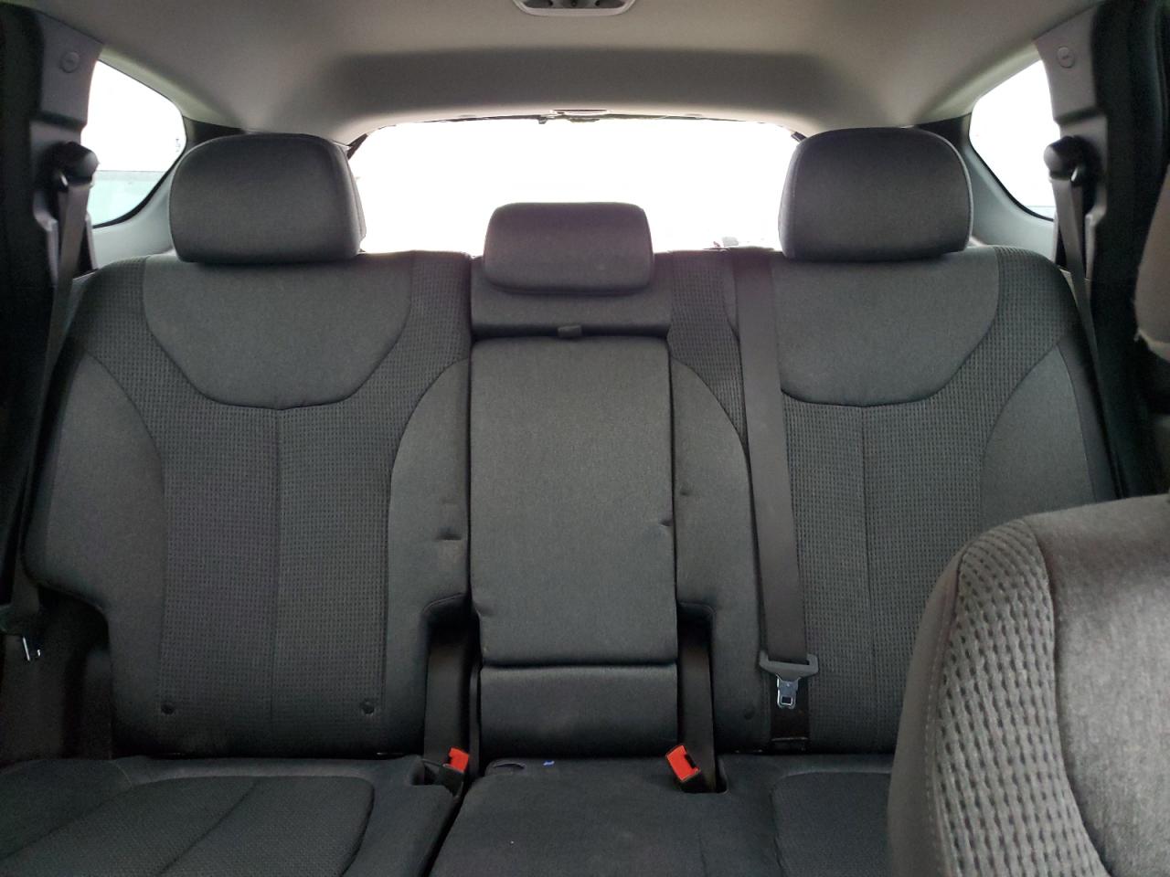 2019 Hyundai Santa Fe - Image 10