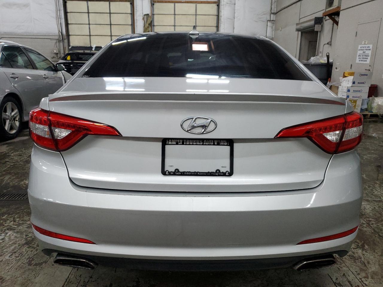 2016 Hyundai Sonata - Image 6
