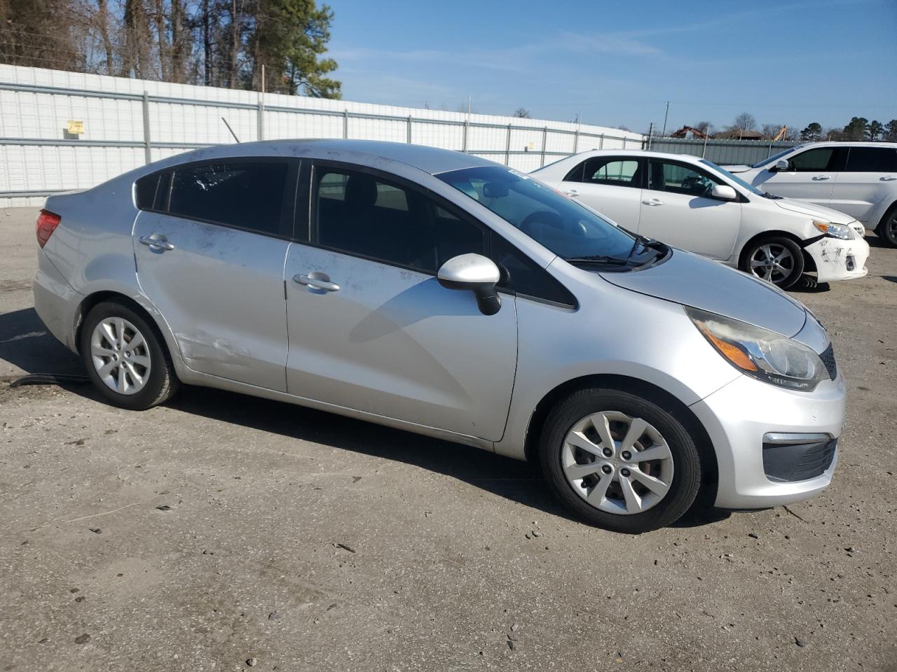 2016 Kia Rio - Image 4