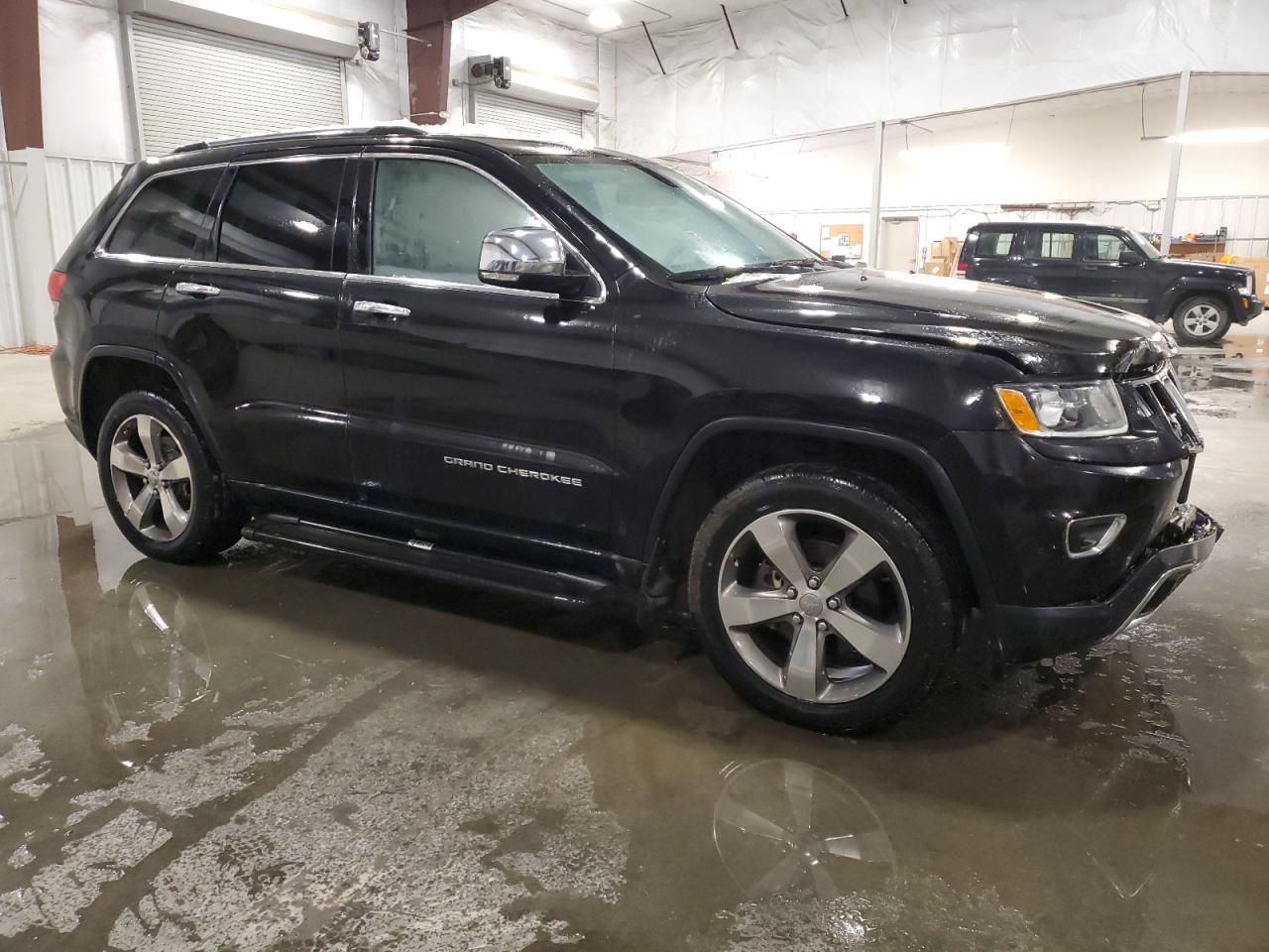2015 Jeep Grand Cherokee - Image 4
