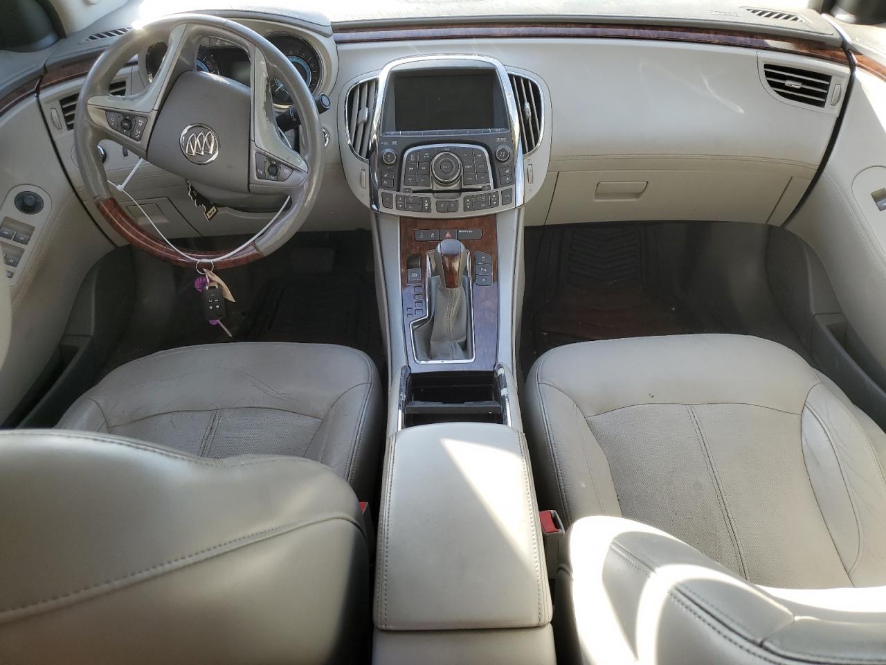 2010 Buick LaCrosse - Image 8