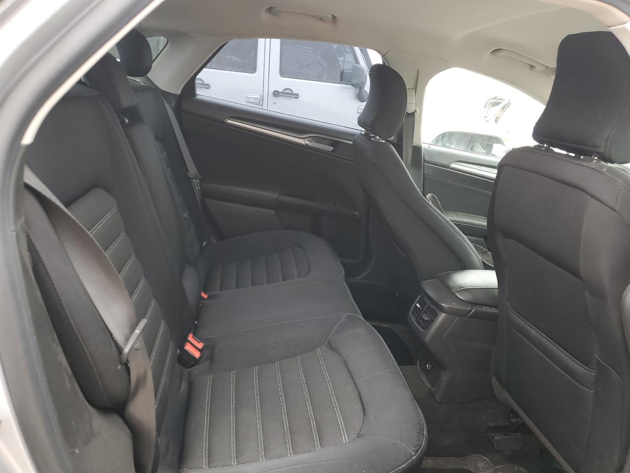 2015 Ford Fusion - Image 10