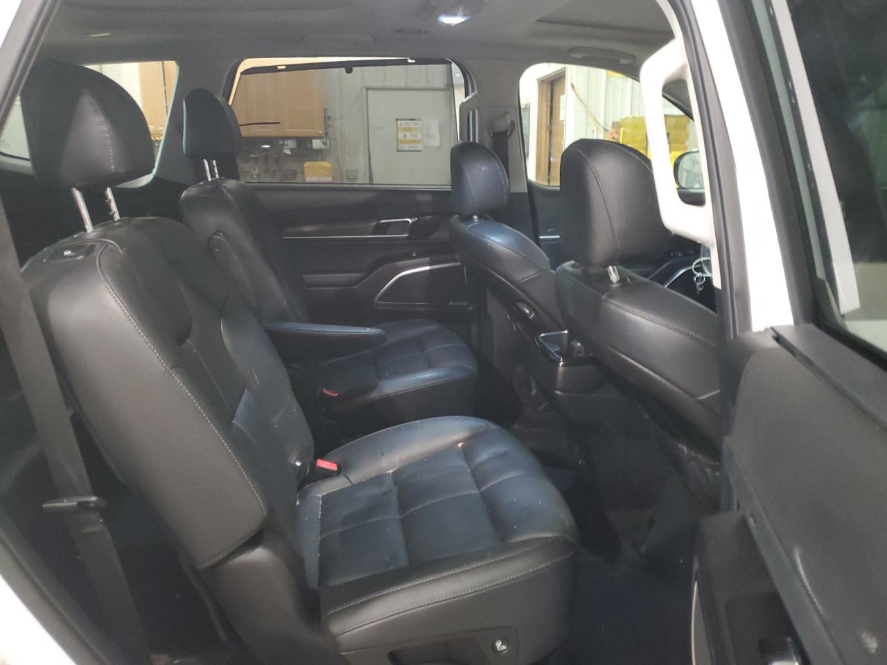 2020 Kia Telluride - Image 11