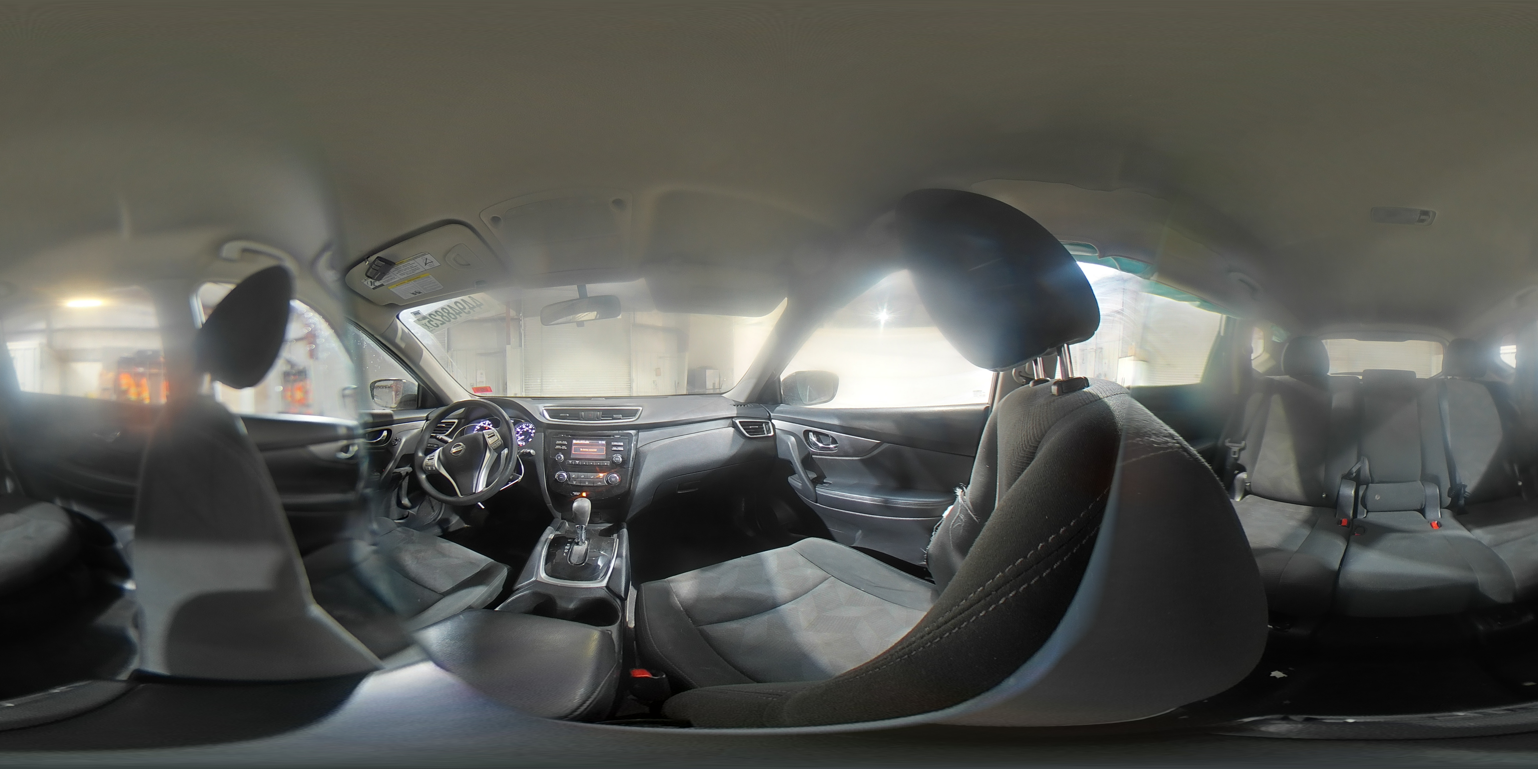 2016 Nissan Rogue - Image 15