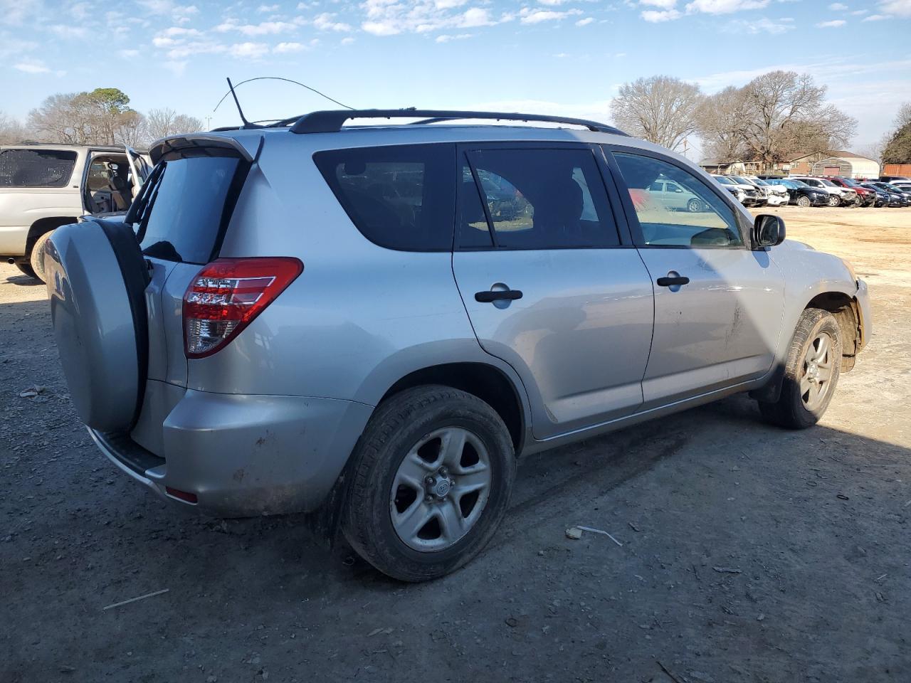 2010 Toyota RAV 4 - Image 3