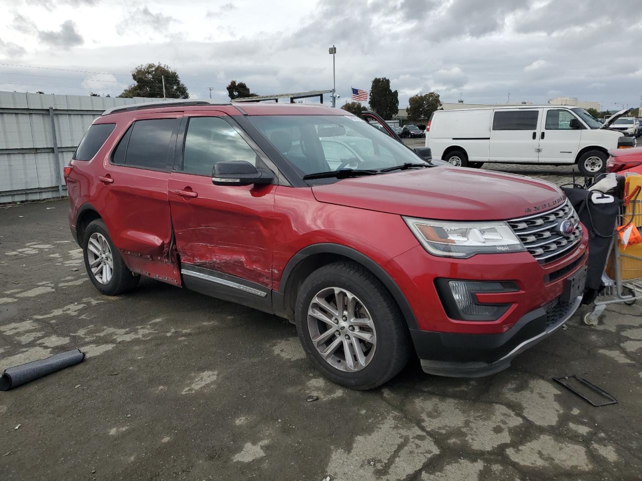 2016 Ford Explorer - Image 4