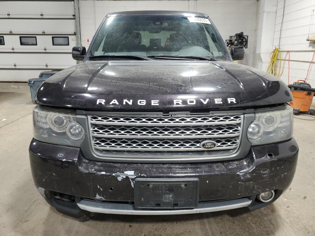 2011 Land Rover Range Rover - Image 5