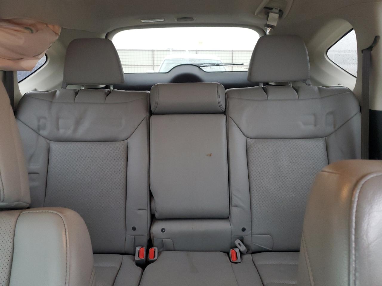 2015 Honda CR-V - Image 10