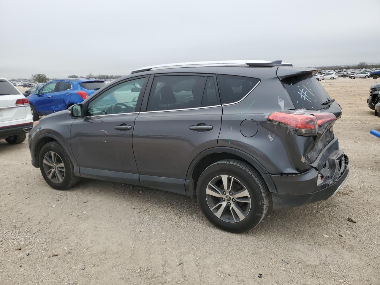 2016 Toyota RAV 4 - Image 2