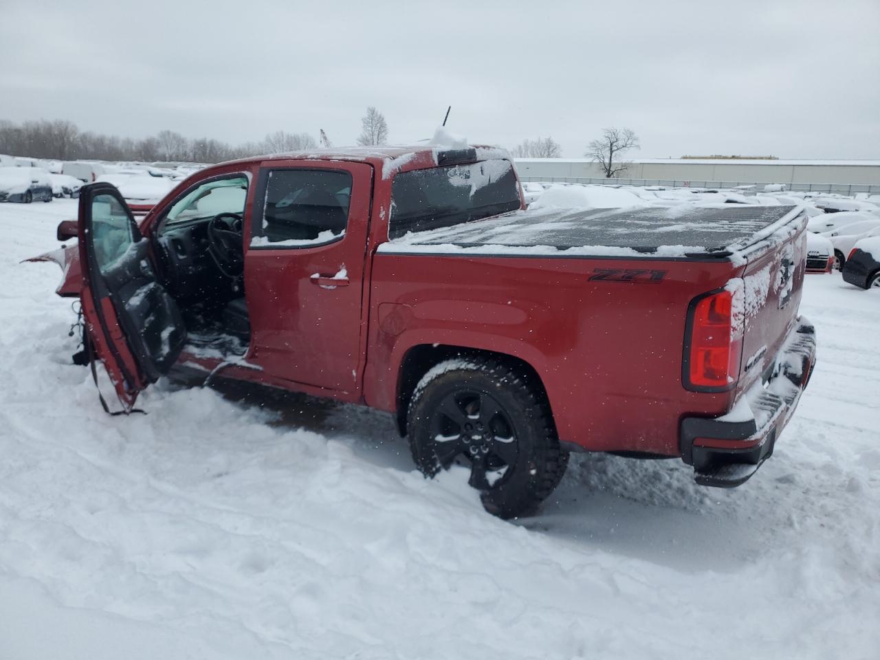 2015 Chevrolet Colorado - Image 2
