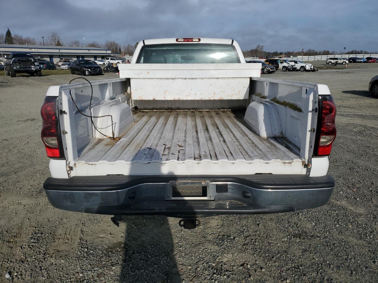 2007 Chevrolet Silverado - Image 6