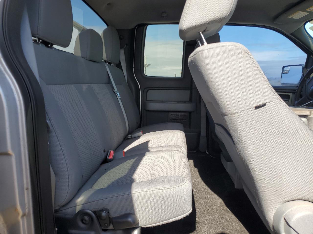 2011 Ford F-150 - Image 10