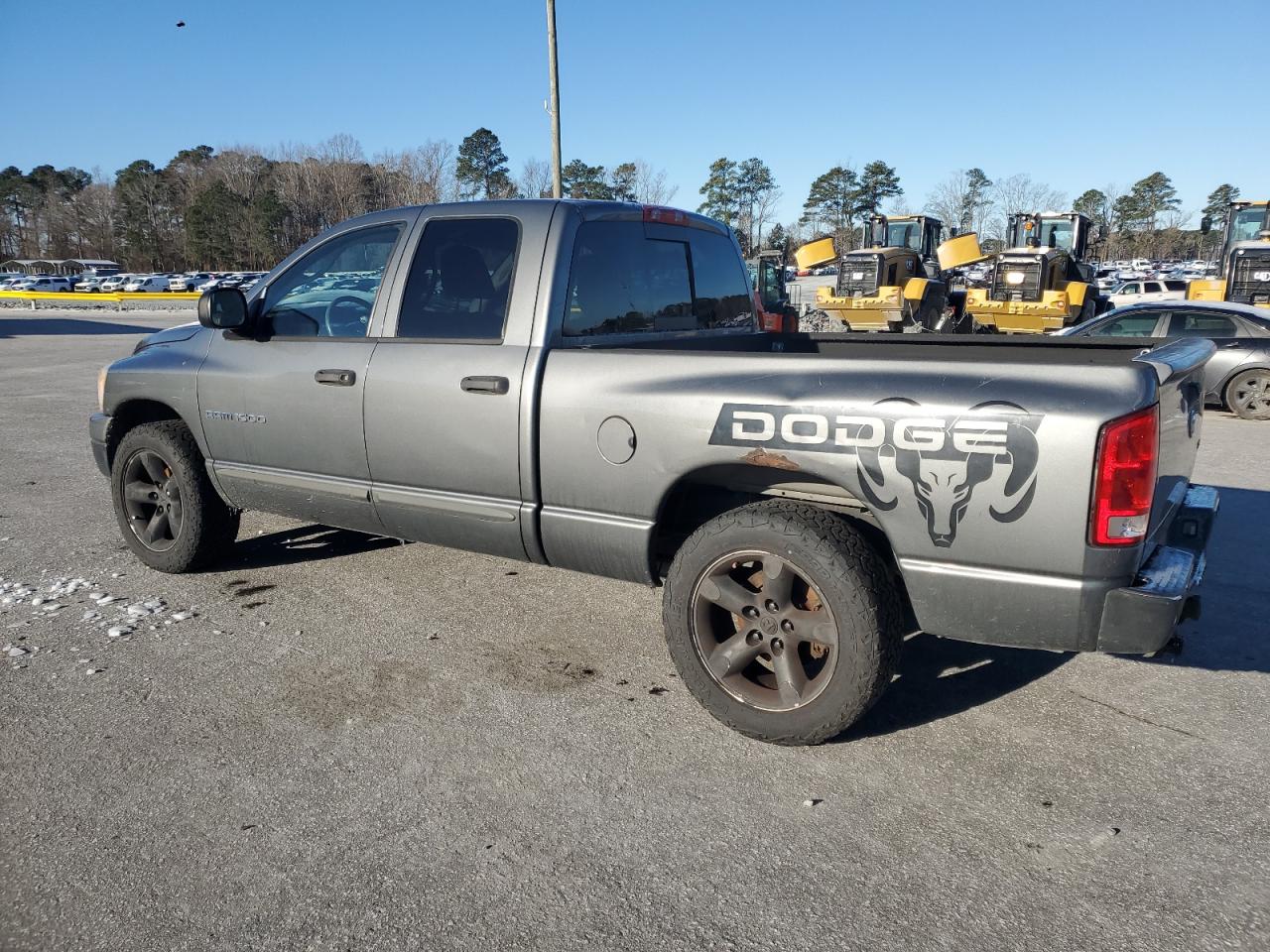 2006 Dodge RAM - Image 2
